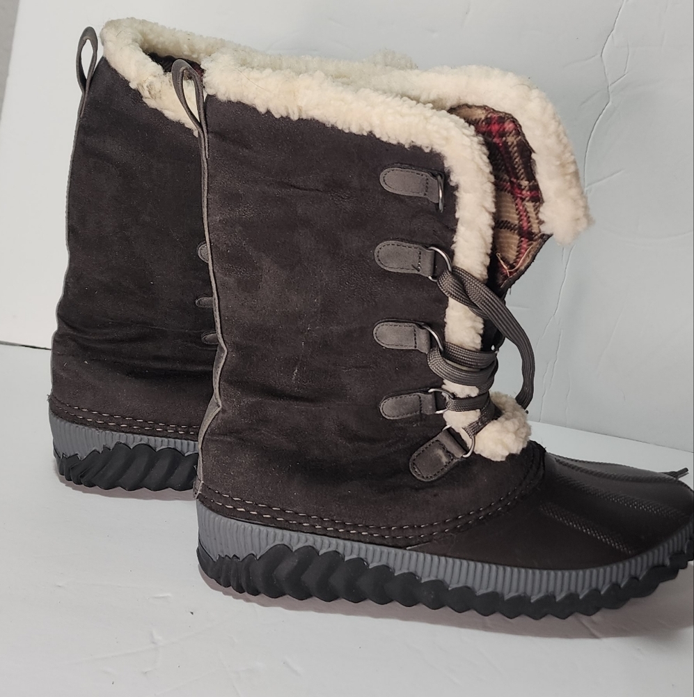 Journee Collection Women's Blizzard Boots, fleece lined and vegan